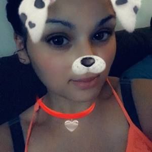 Meet your Posher, Isamar